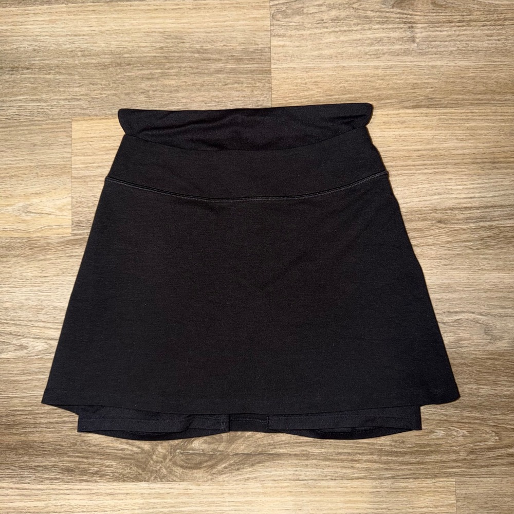 Spanx Women Black Active Skort Med Built-in Shorts Athletic Mini Skirt RN112121